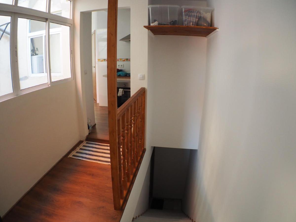 Cosy Appartment W/ Terrace In The Old City Centre Malaga Luaran gambar