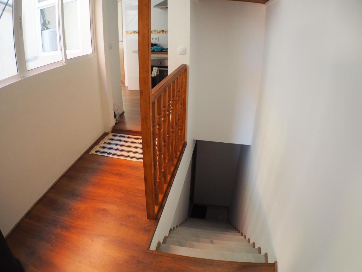 Cosy Appartment W/ Terrace In The Old City Centre Malaga Luaran gambar